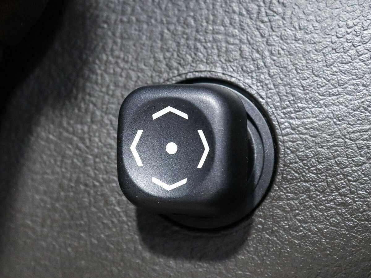Купить Toyota Land Cruiser с пробегом. Фото: #16