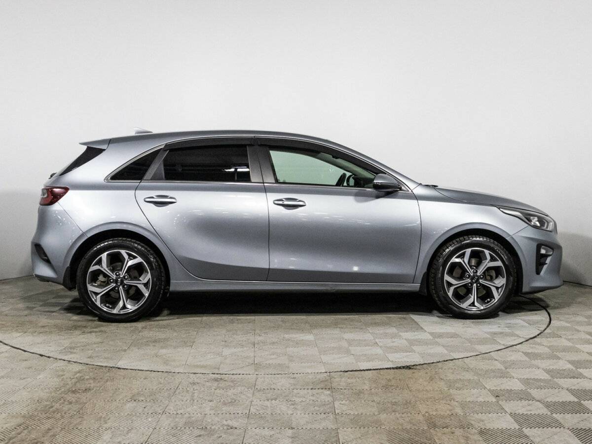 Купить Kia Ceed с пробегом. Фото: #3