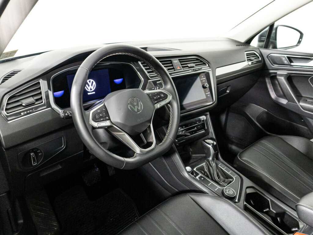 Купить Volkswagen Tiguan с пробегом. Фото: #10