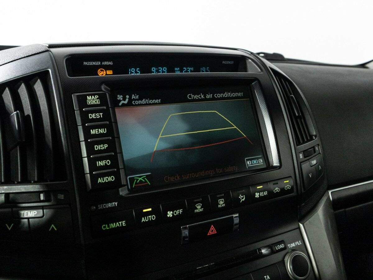 Купить Toyota Land Cruiser с пробегом. Фото: #20