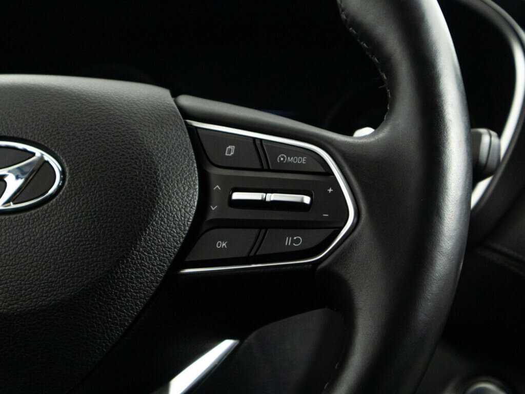Купить Hyundai Santa Fe с пробегом. Фото: #21