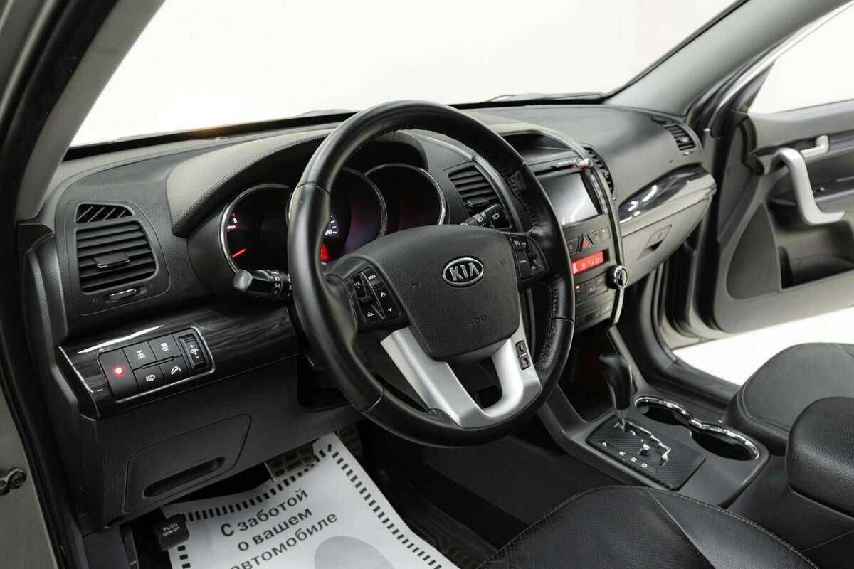 Купить Kia Sorento с пробегом. Фото: #8