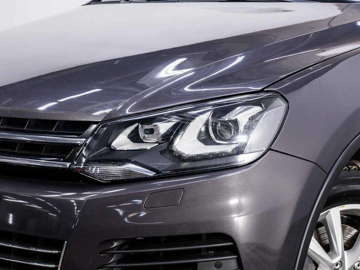 Купить Volkswagen Touareg с пробегом. Фото: #6