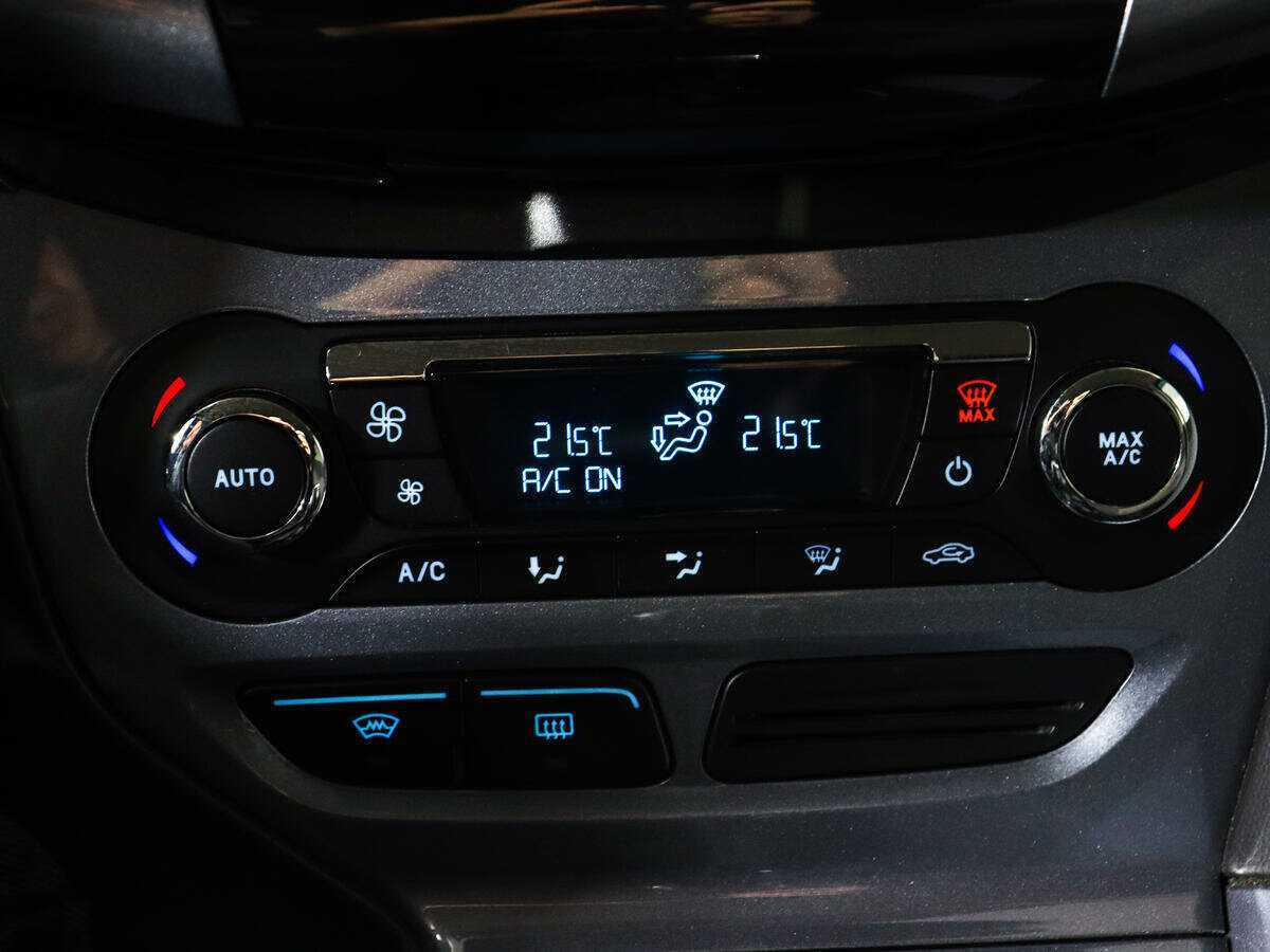 Купить Ford Focus с пробегом. Фото: #16