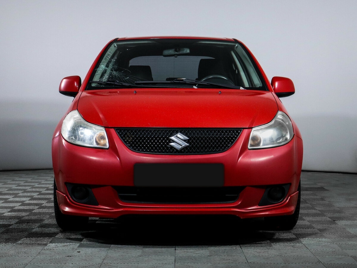 Купить Suzuki SX4 с пробегом. Фото: #1