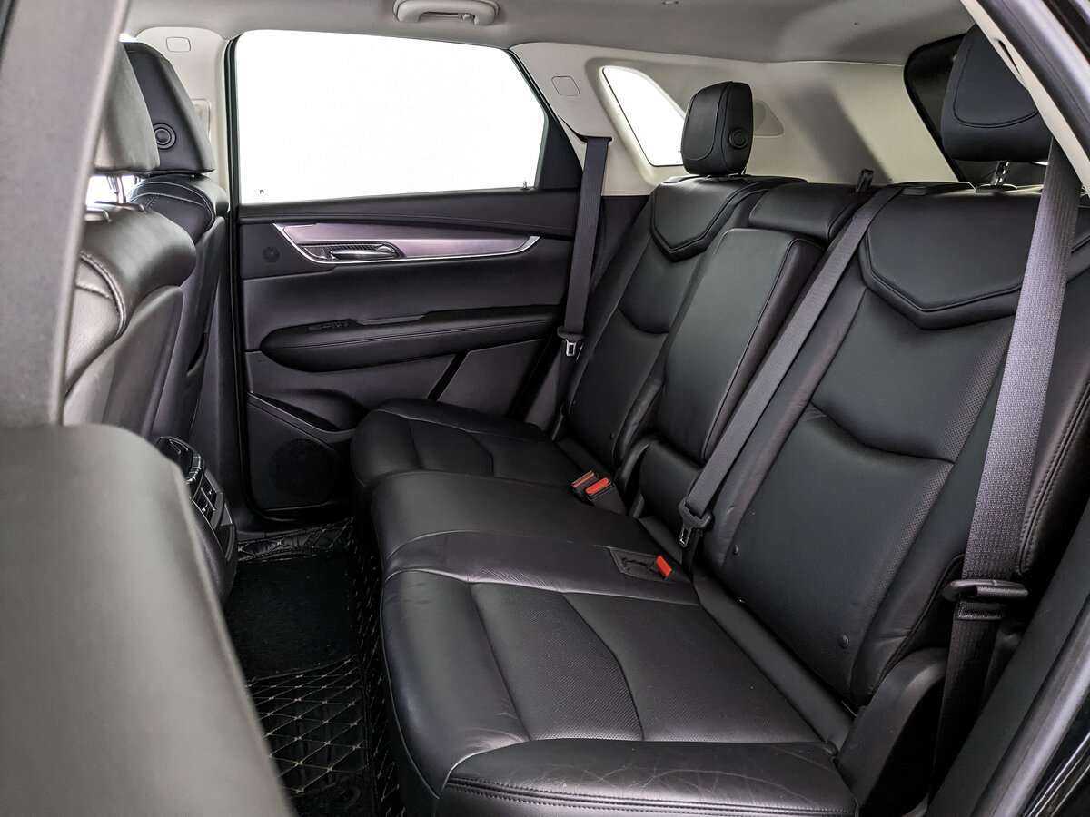 Купить Cadillac XT5 с пробегом. Фото: #13