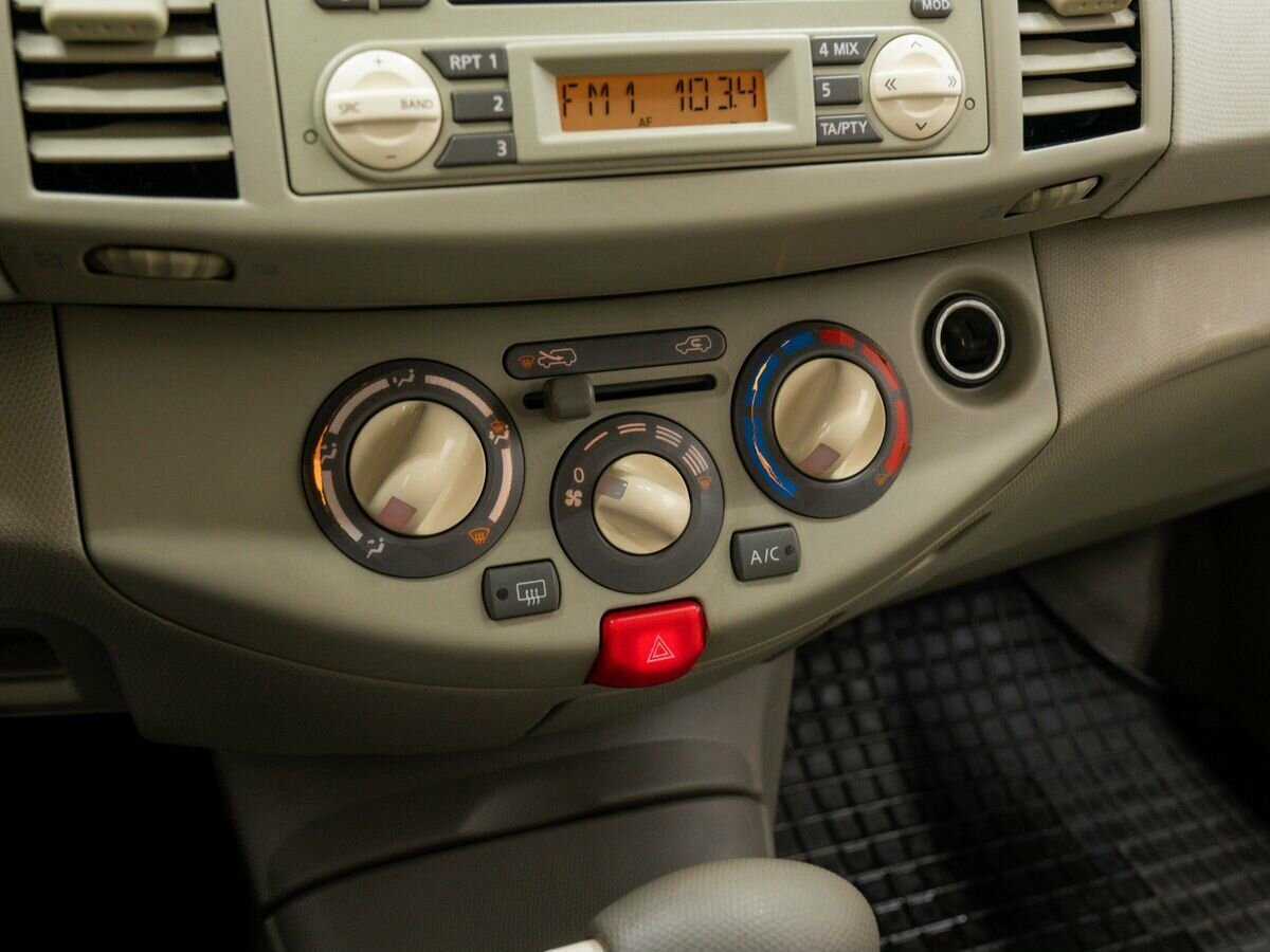 Купить Nissan Micra с пробегом. Фото: #18