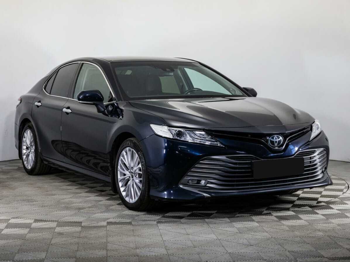Купить Toyota Camry с пробегом. Фото: #2
