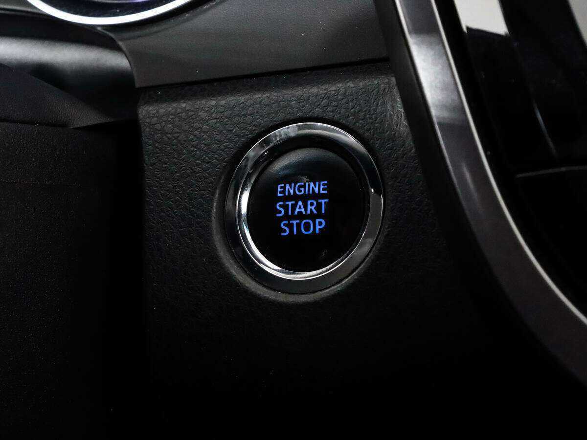 Купить Toyota Camry с пробегом. Фото: #16