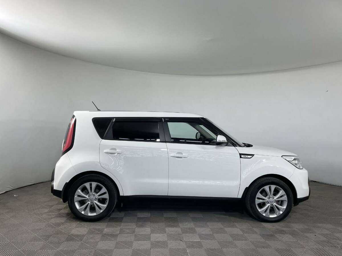 Купить Kia Soul с пробегом. Фото: #3