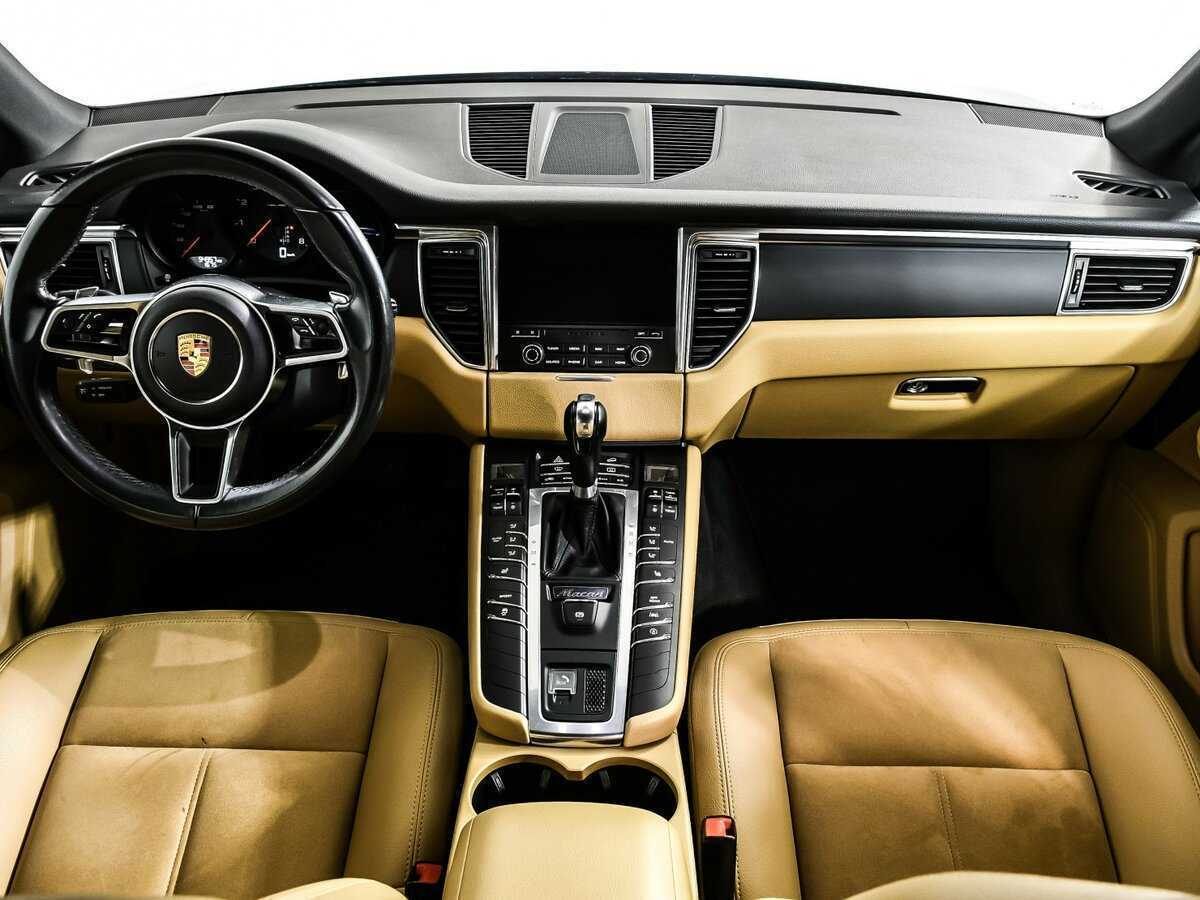Купить Porsche Macan с пробегом. Фото: #10