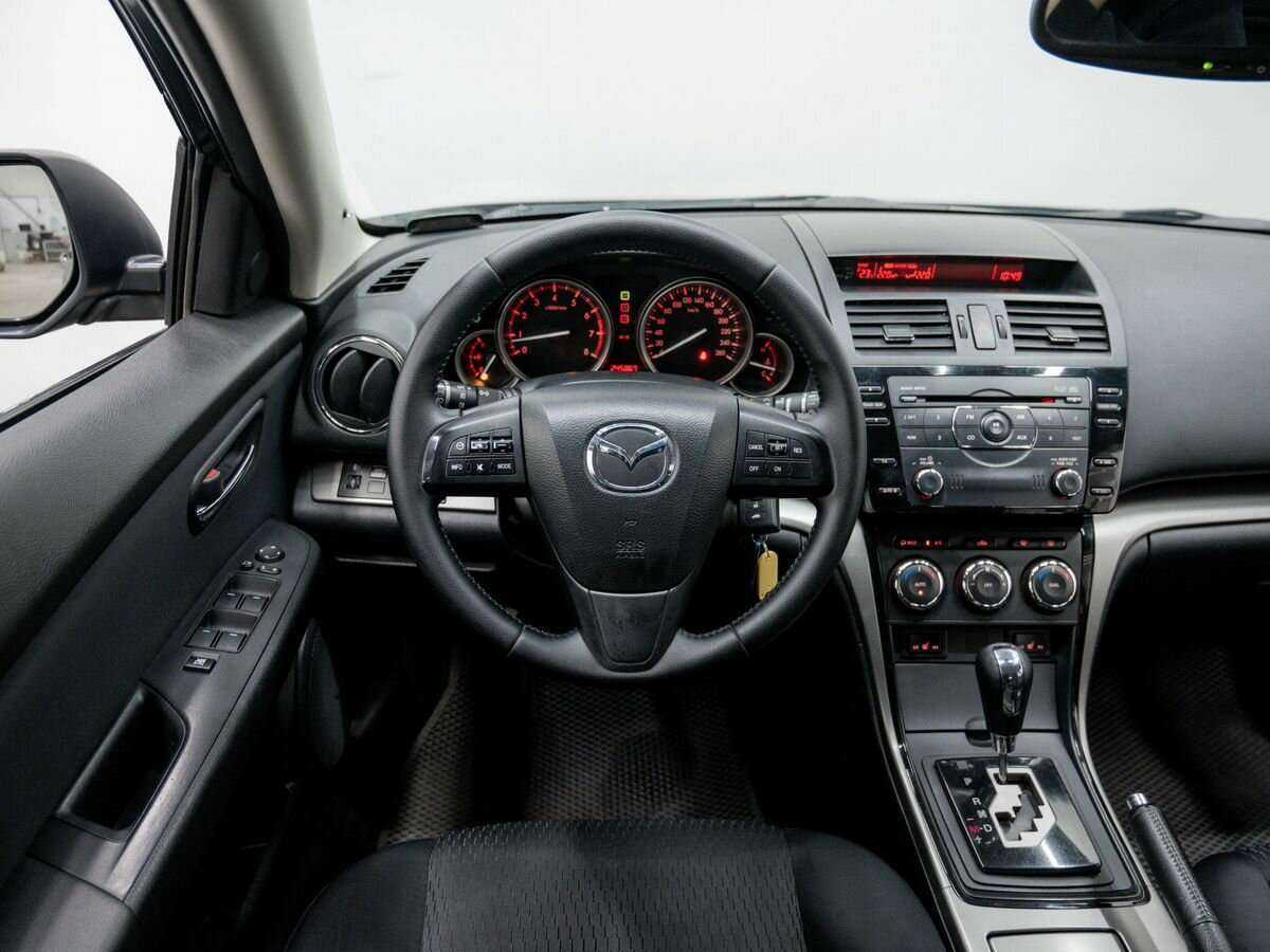 Купить Mazda 6 с пробегом. Фото: #10