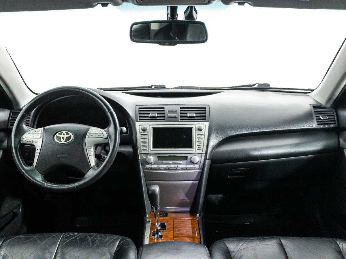 Купить Toyota Camry с пробегом. Фото: #12