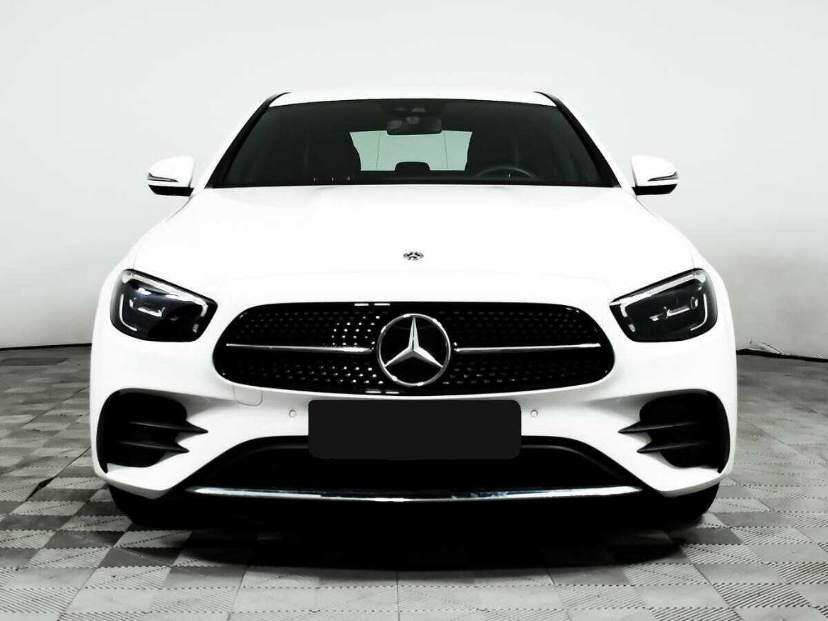 Купить Mercedes-Benz E-Класс с пробегом. Фото: #1