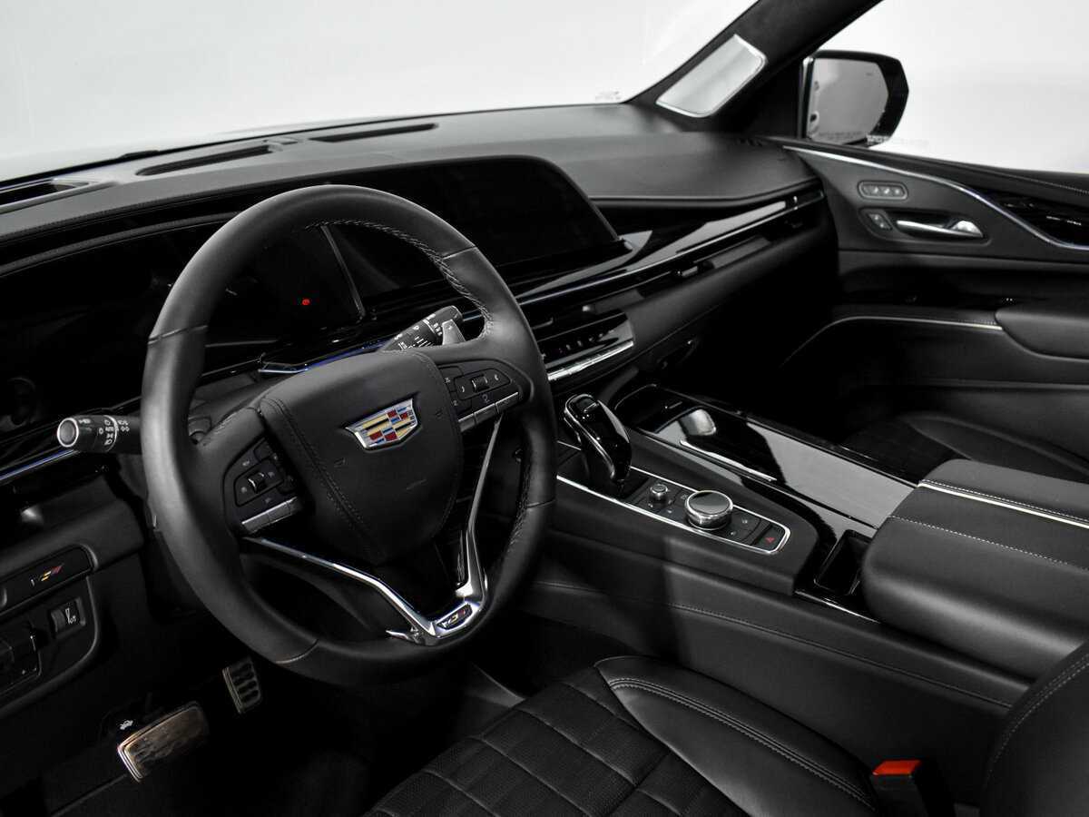 Купить Cadillac Escalade-V с пробегом. Фото: #6