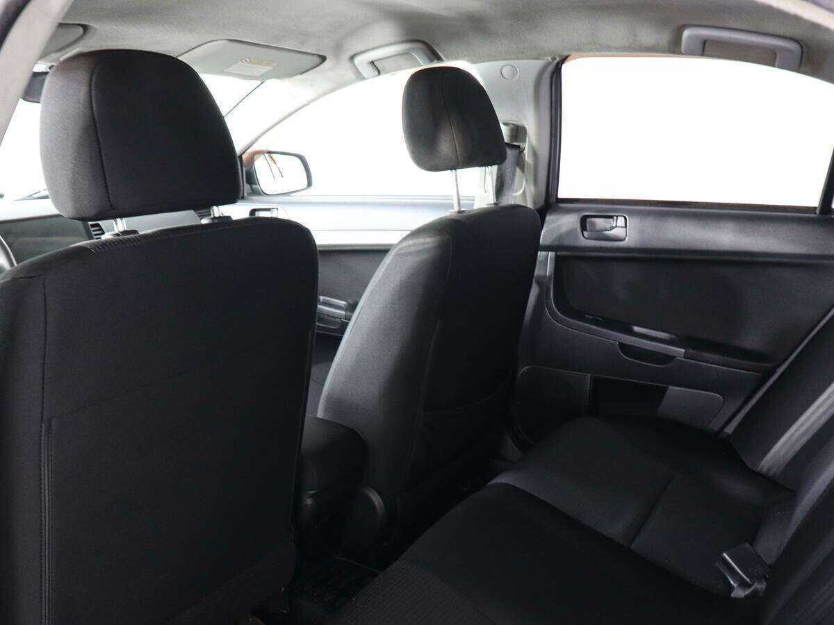 Купить Mitsubishi Lancer с пробегом. Фото: #11