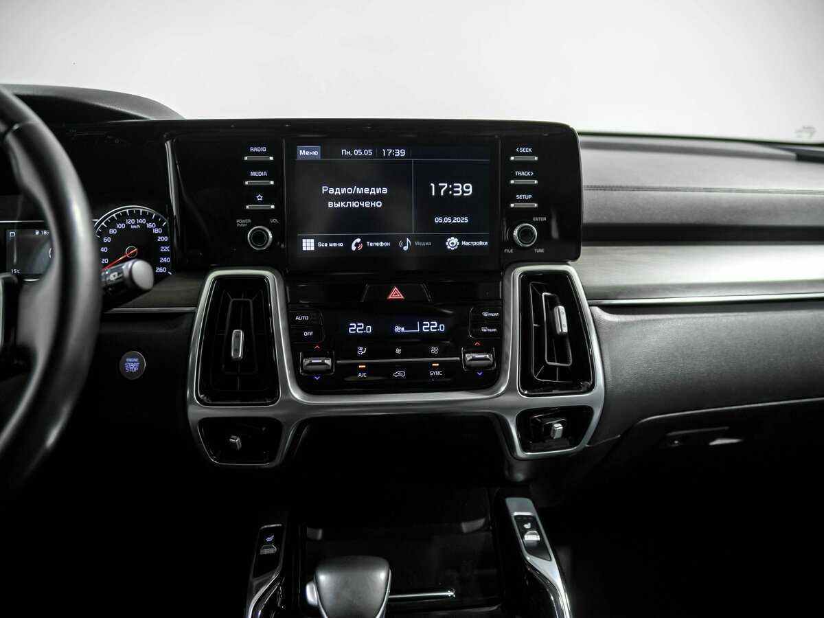 Купить Kia Sorento с пробегом. Фото: #10