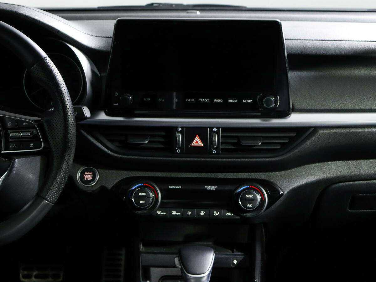 Купить Kia Forte с пробегом. Фото: #9