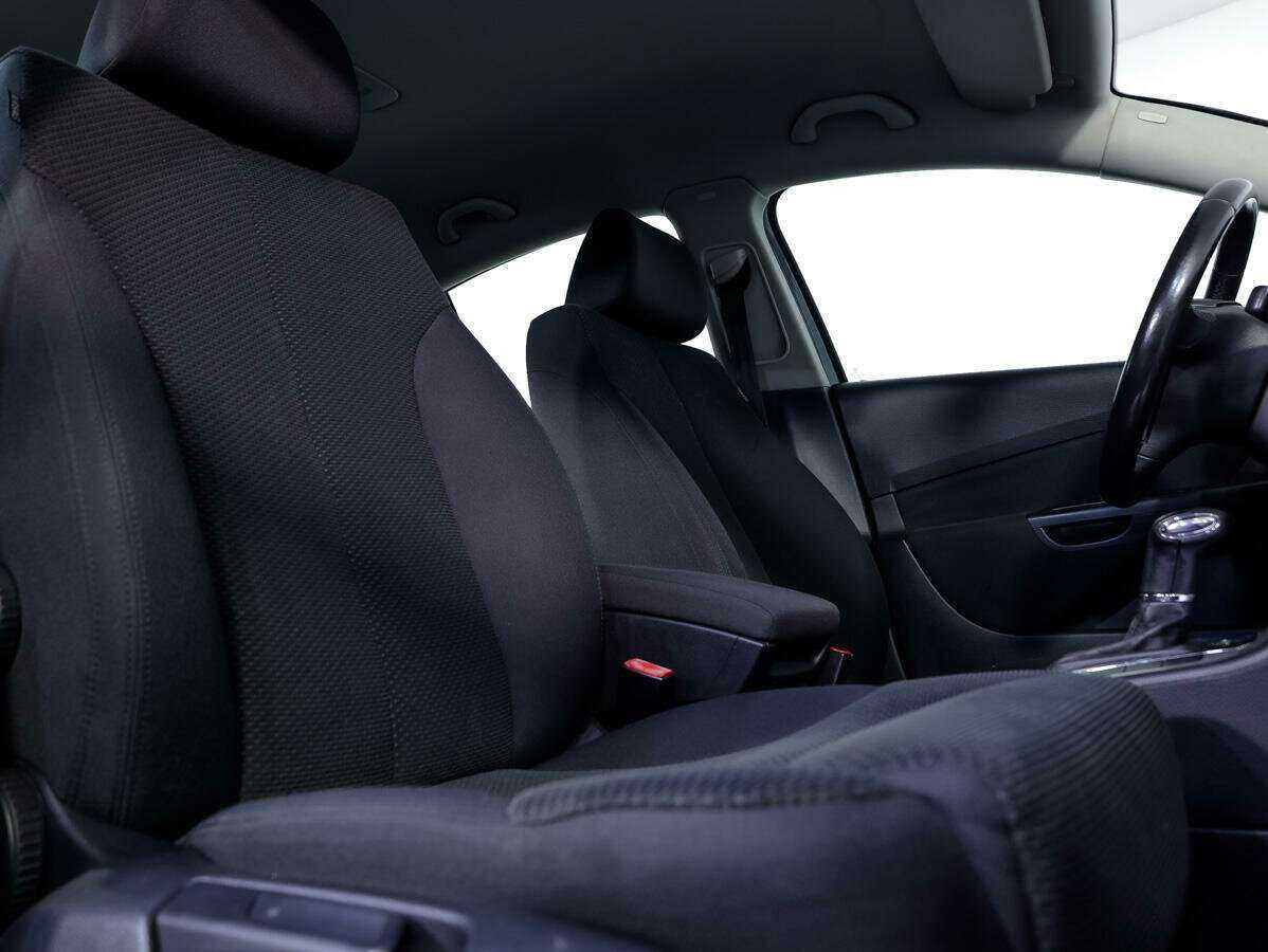 Купить Volkswagen Passat с пробегом. Фото: #10