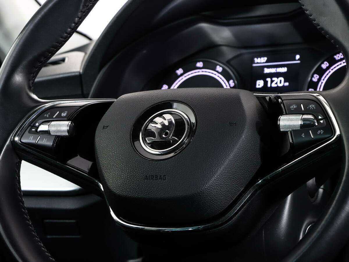Купить Skoda Rapid с пробегом. Фото: #12