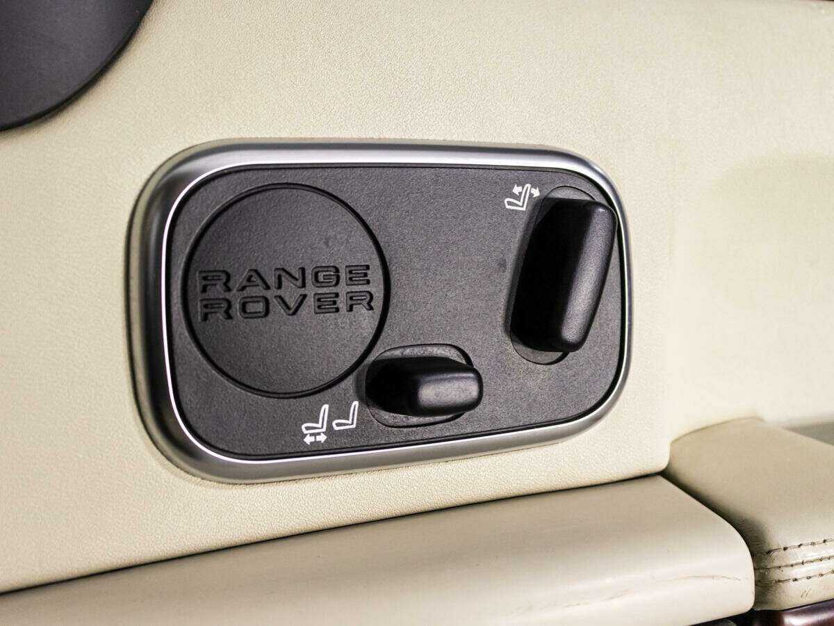Купить Land Rover Range Rover с пробегом. Фото: #21