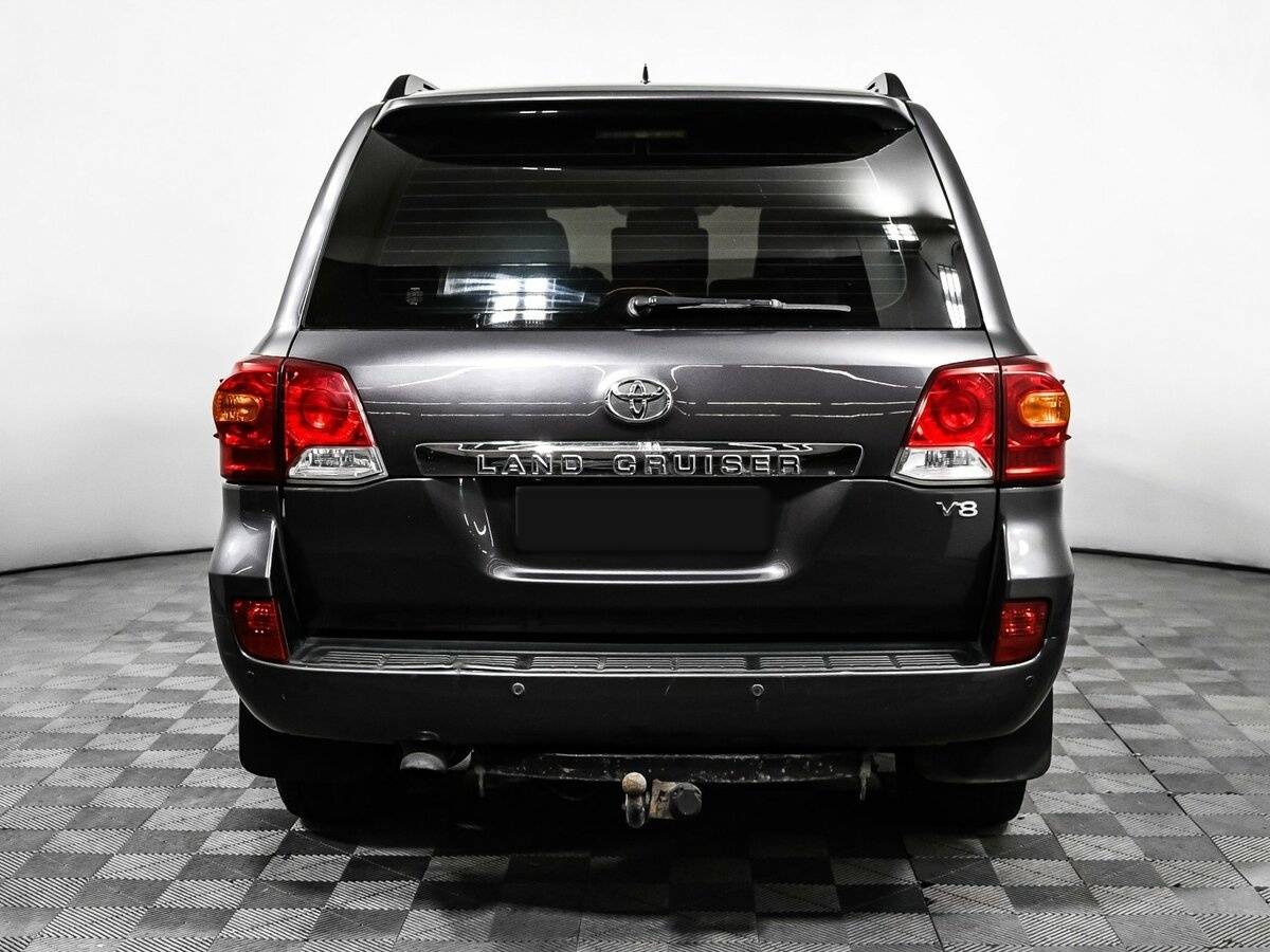 Купить Toyota Land Cruiser с пробегом. Фото: #5