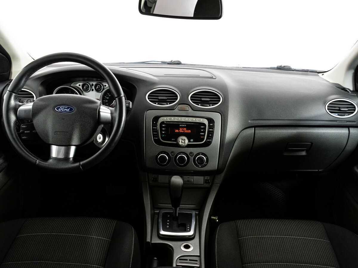 Купить Ford Focus с пробегом. Фото: #7