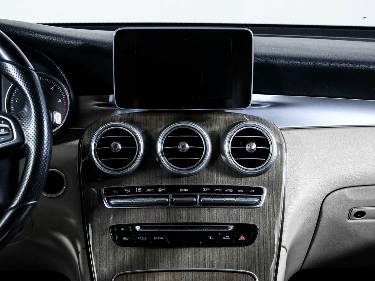 Купить Mercedes-Benz GLC с пробегом. Фото: #12
