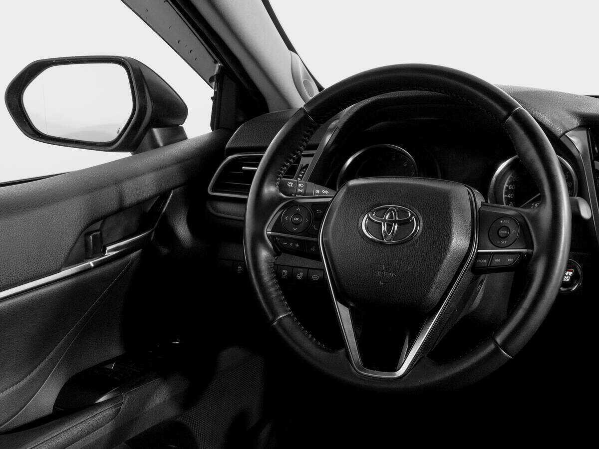 Купить Toyota Camry с пробегом. Фото: #13