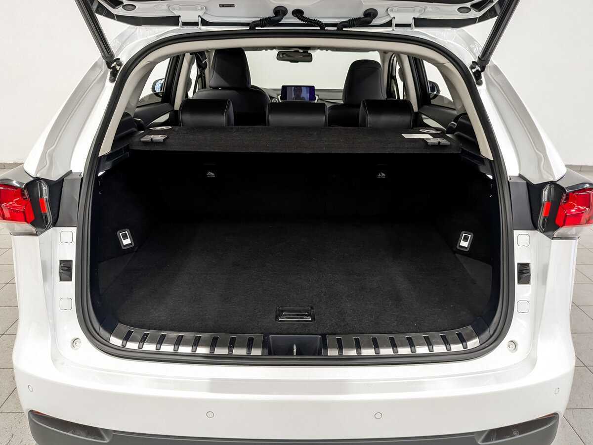 Купить Lexus NX с пробегом. Фото: #9