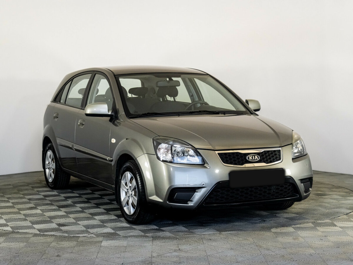 Купить Kia Rio с пробегом. Фото: #2