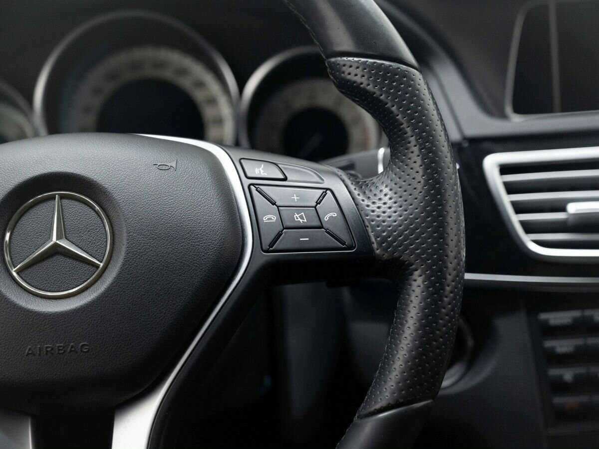 Купить Mercedes-Benz E-Класс с пробегом. Фото: #12