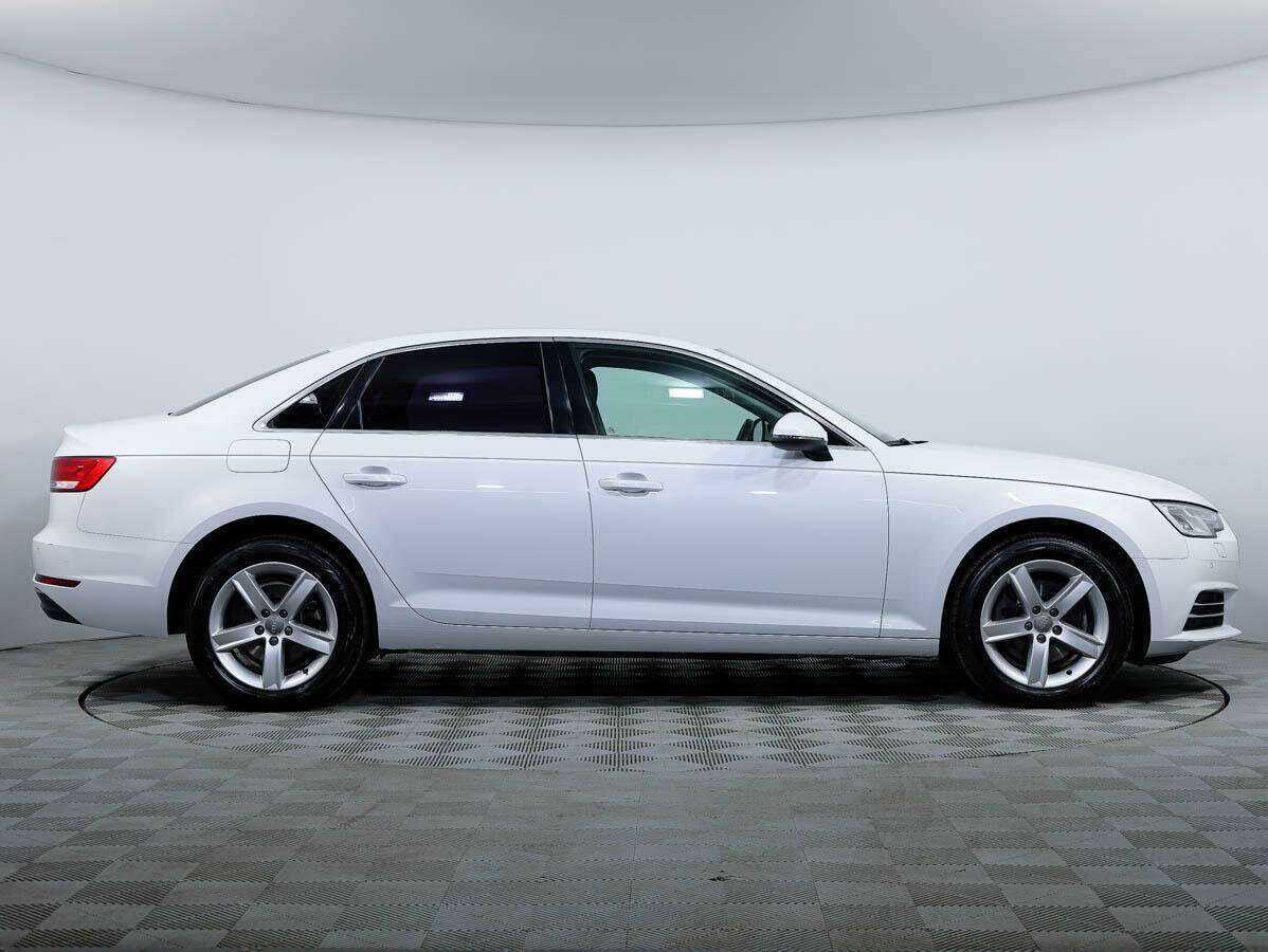 Купить Audi A4 с пробегом. Фото: #2