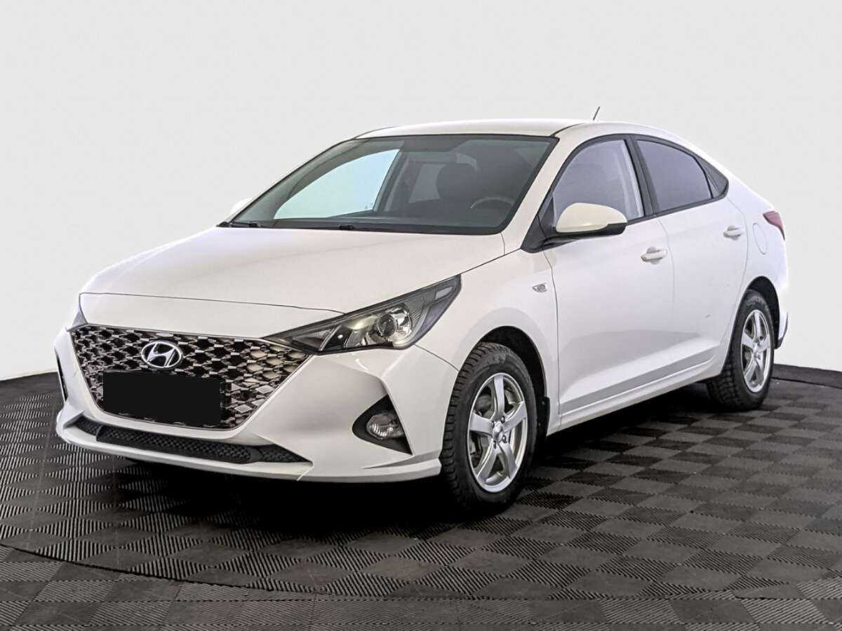 Купить Hyundai Solaris с пробегом. Фото: #0