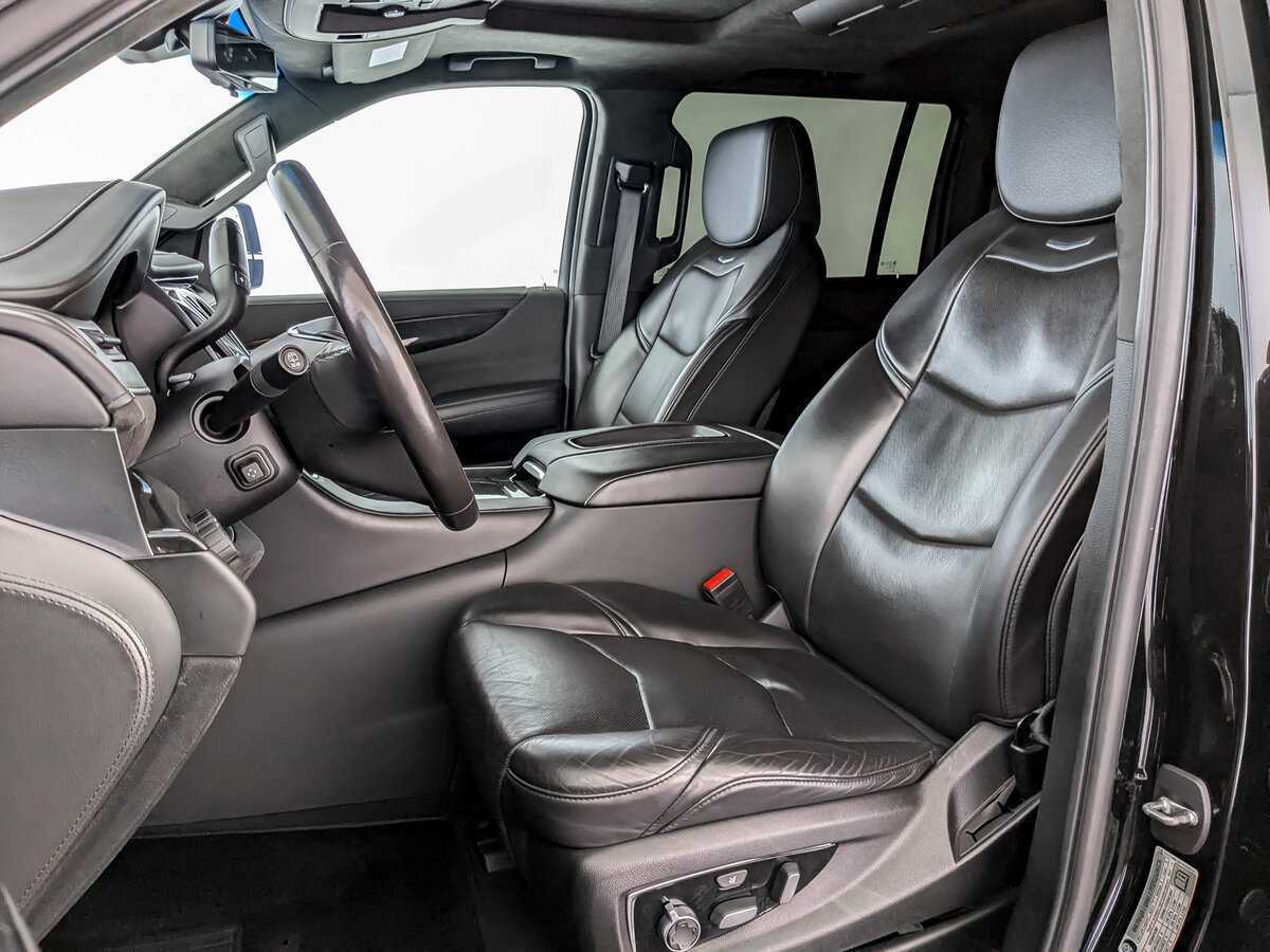 Купить Cadillac Escalade с пробегом. Фото: #15
