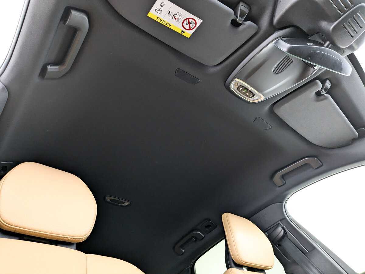 Купить Volvo XC60 с пробегом. Фото: #15