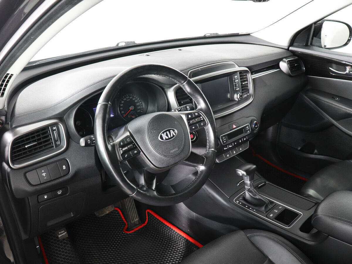 Купить Kia Sorento с пробегом. Фото: #5