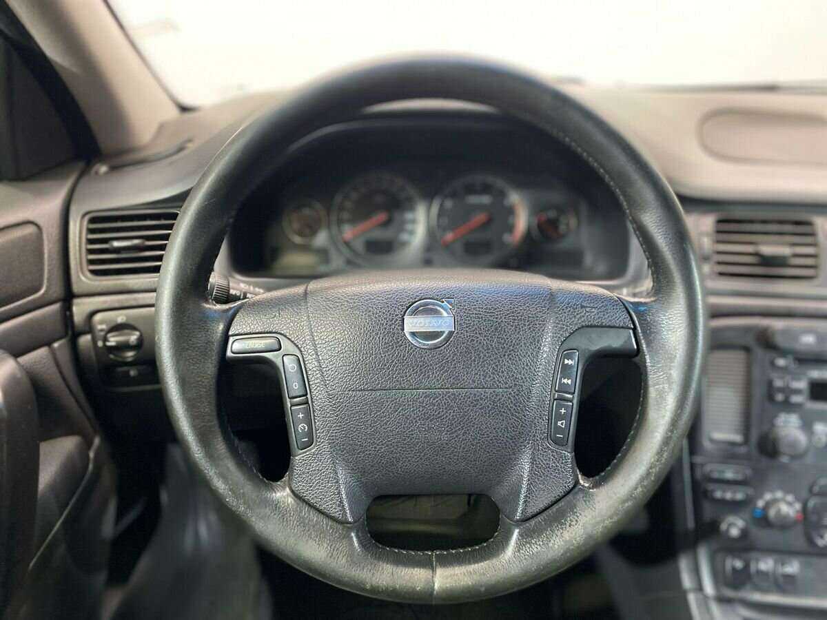 Купить Volvo S80 с пробегом. Фото: #11