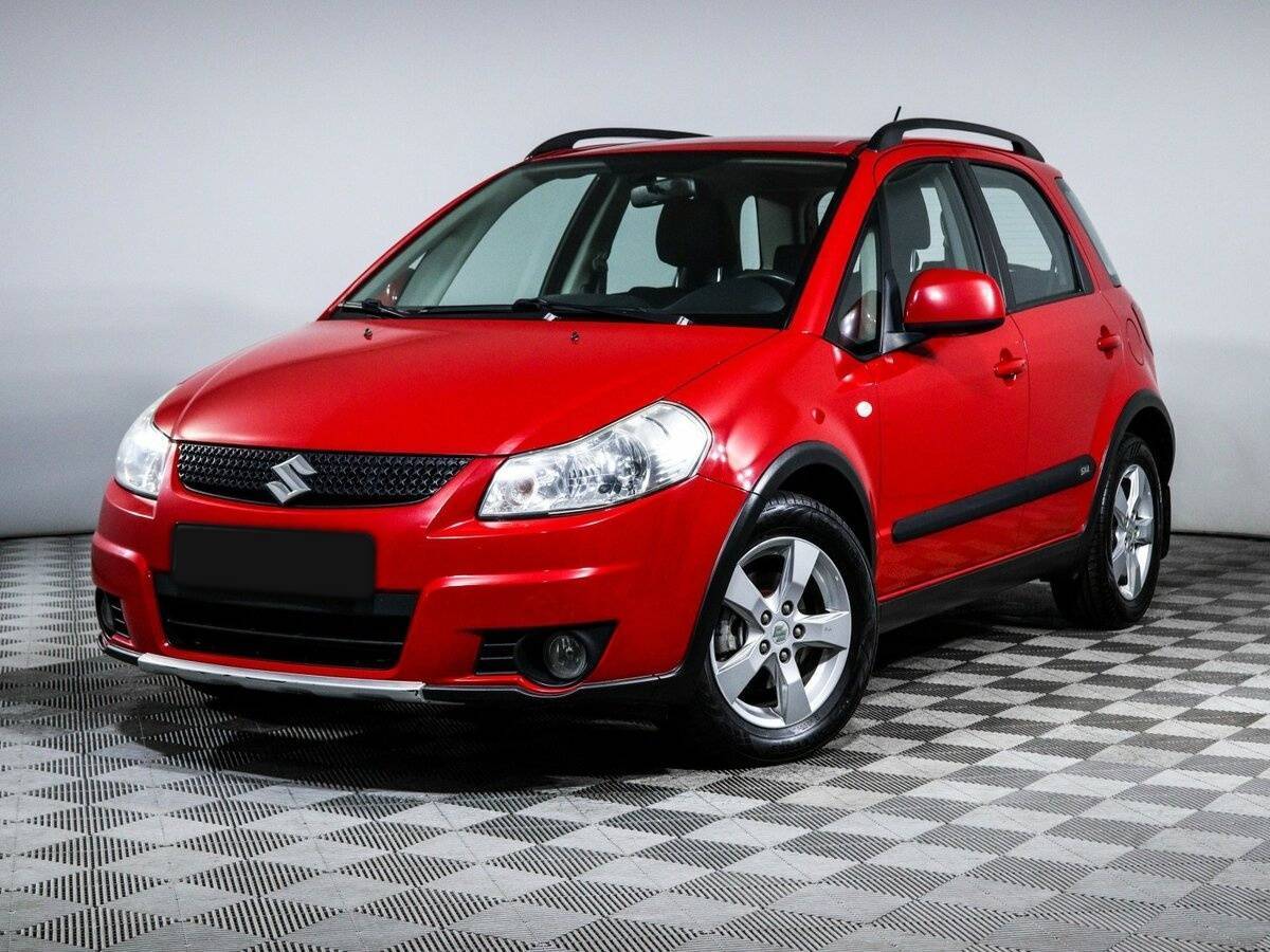 Купить Suzuki SX4 с пробегом. Посмотреть фото