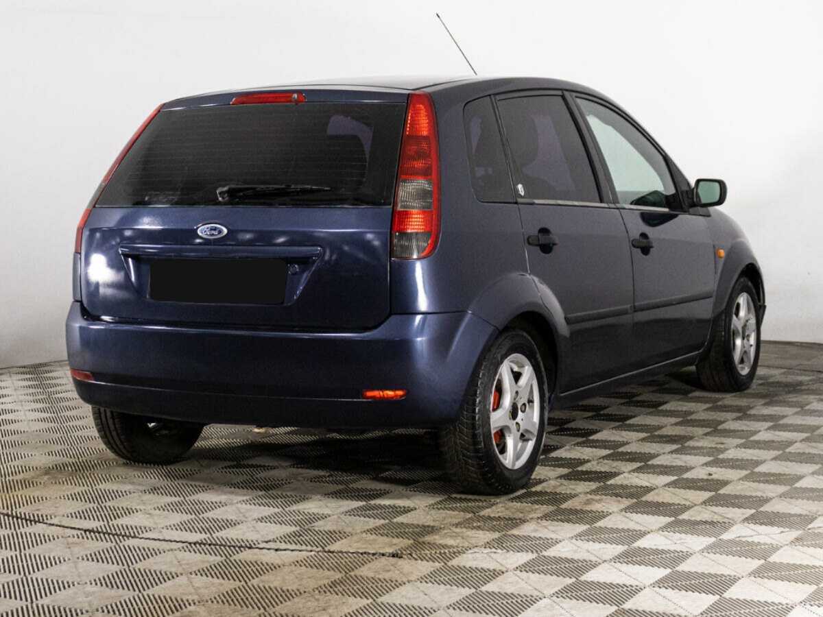 Купить Ford Fiesta с пробегом. Фото: #4