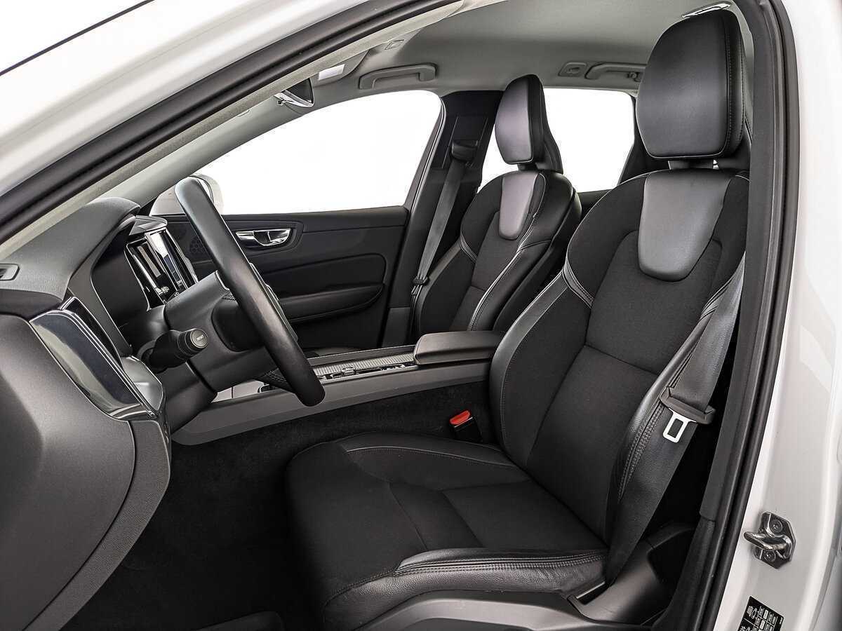 Купить Volvo XC60 с пробегом. Фото: #18