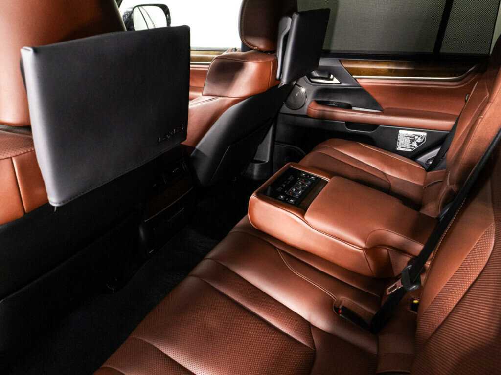 Купить Lexus LX с пробегом. Фото: #22