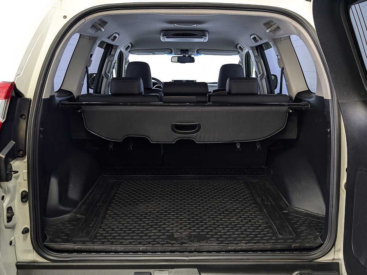 Купить Toyota Land Cruiser Prado с пробегом. Фото: #9
