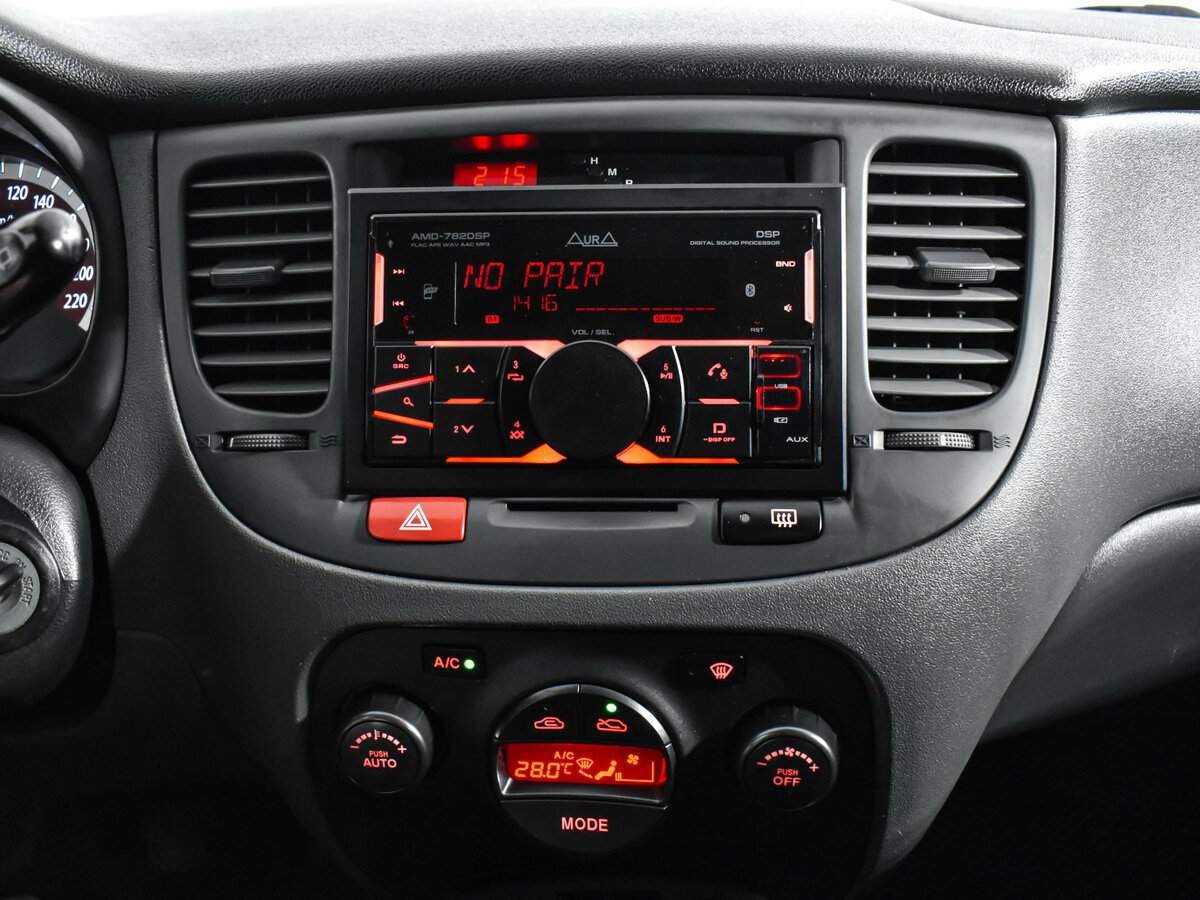 Купить Kia Rio с пробегом. Фото: #15
