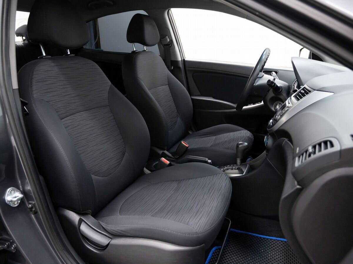 Купить Hyundai Solaris с пробегом. Фото: #13