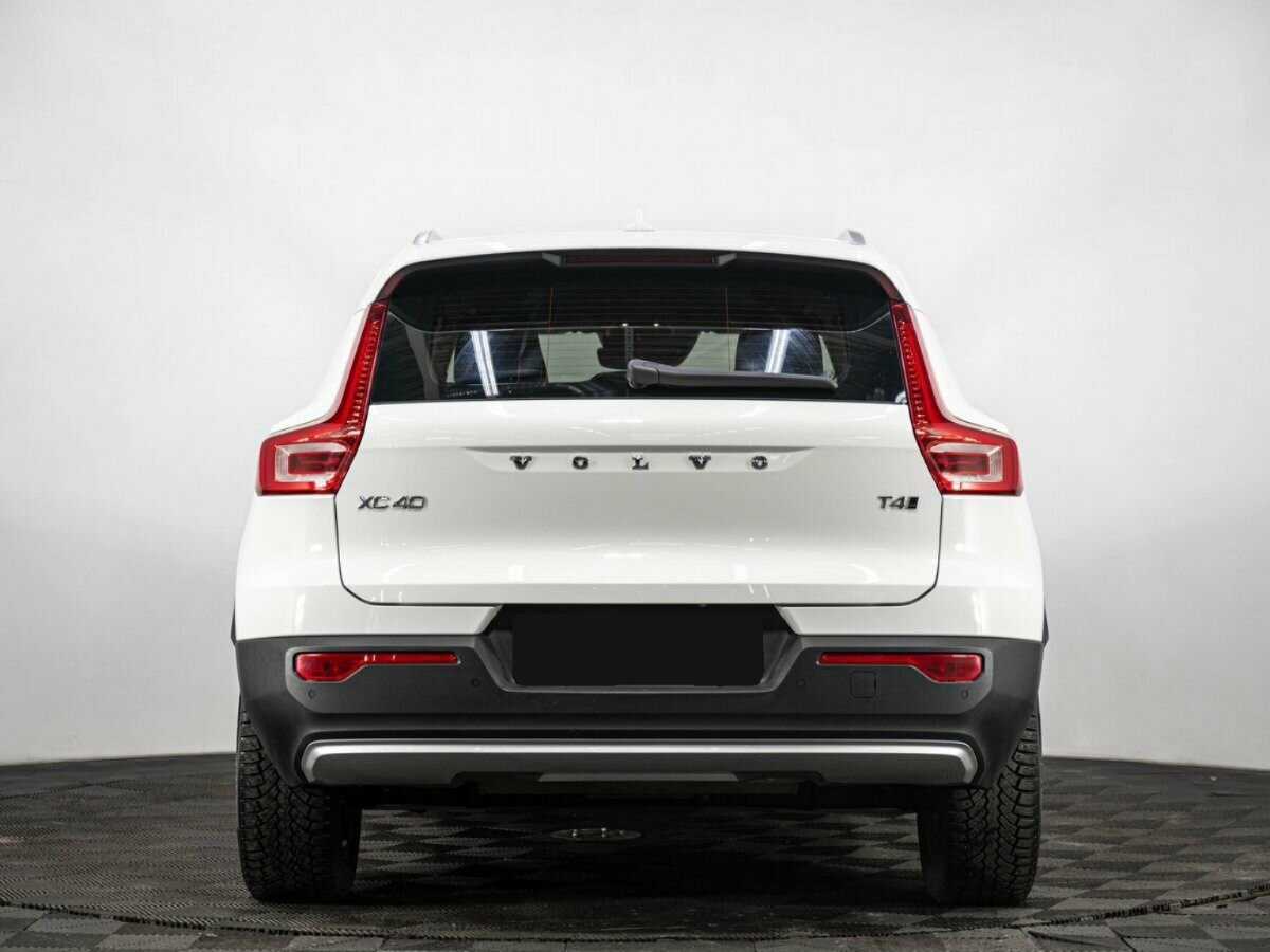 Купить Volvo XC40 с пробегом. Фото: #4