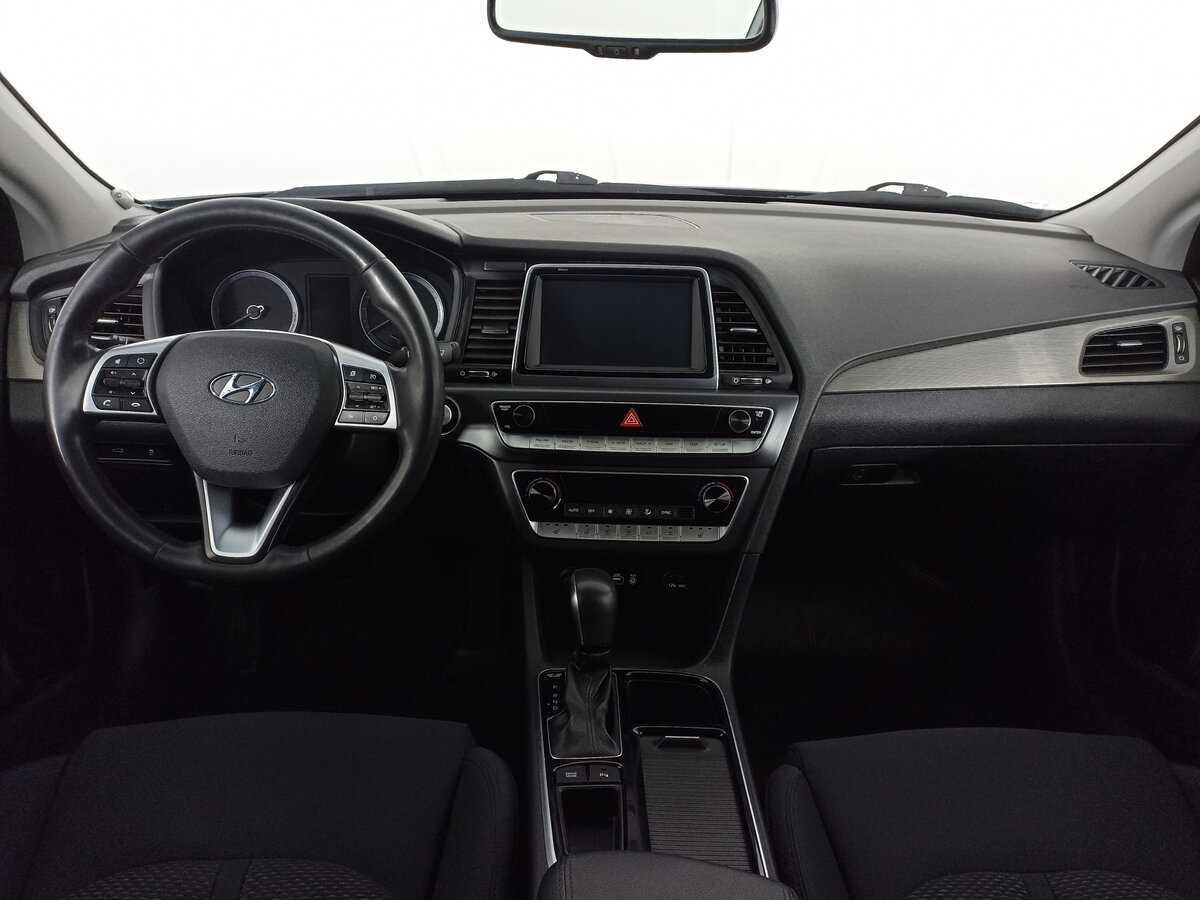 Купить Hyundai Sonata с пробегом. Фото: #11