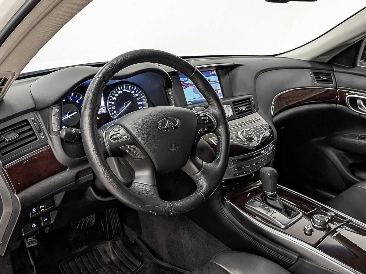 Купить Infiniti Q70 с пробегом. Фото: #14