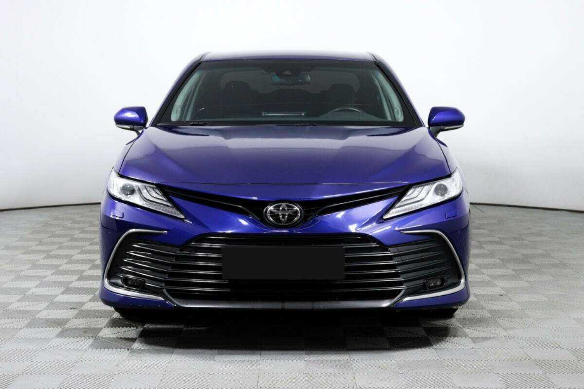 Купить Toyota Camry с пробегом. Фото: #1