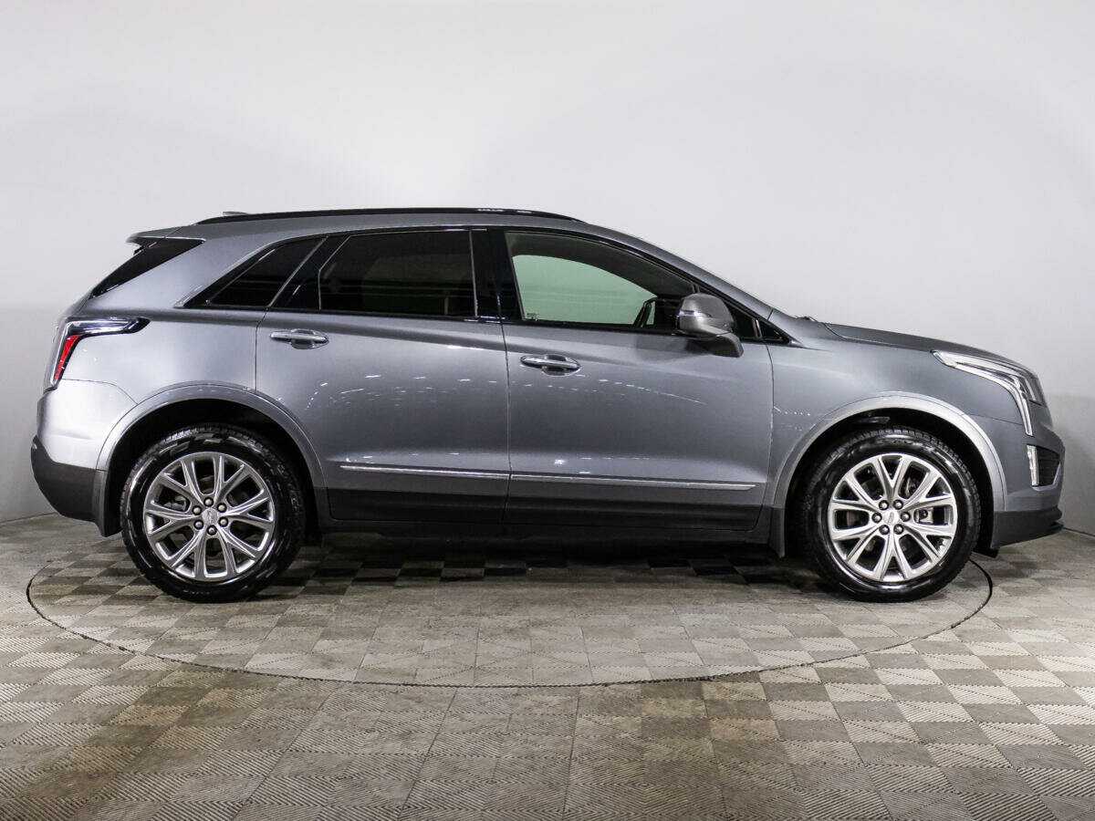 Купить Cadillac XT5 с пробегом. Фото: #3